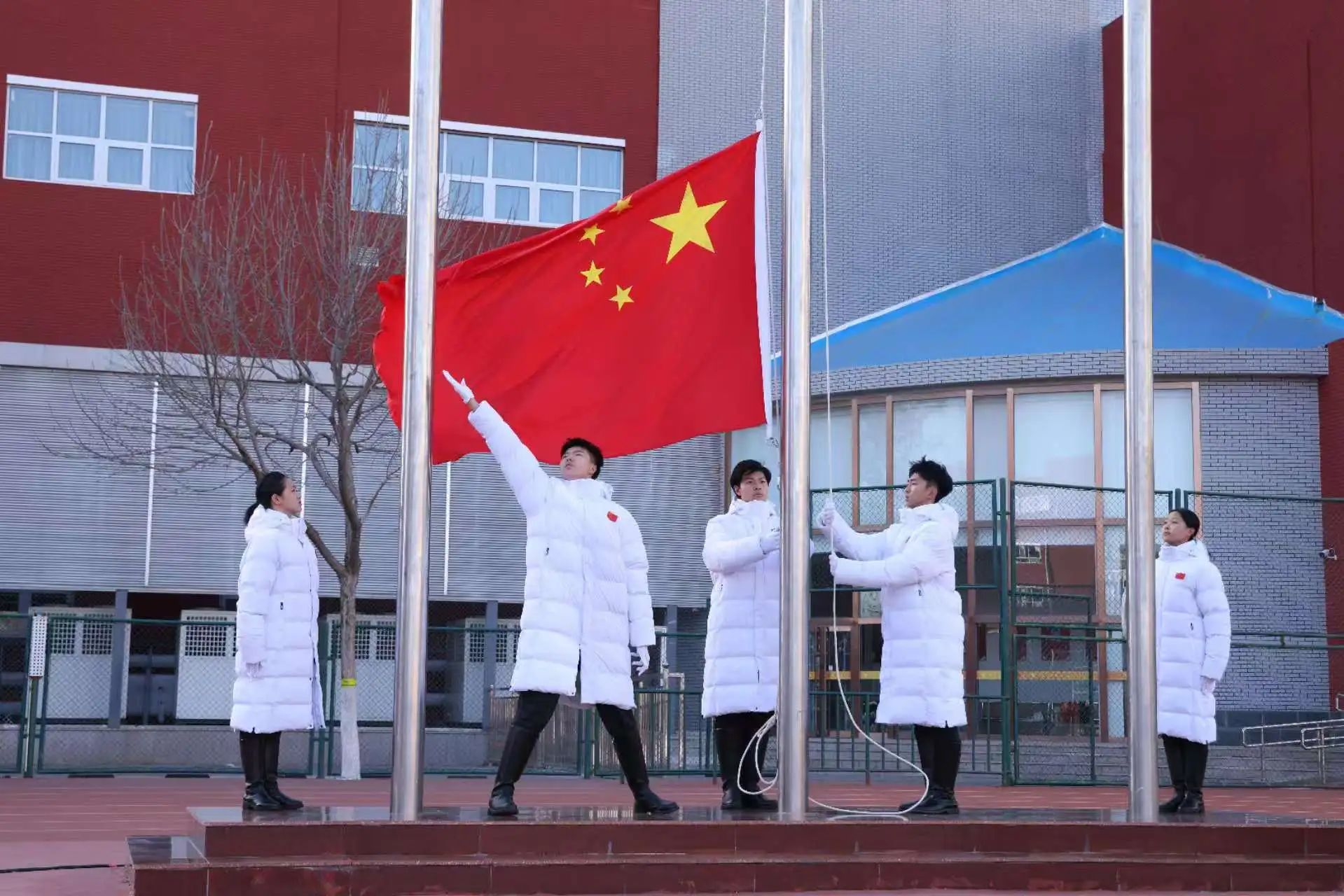 让星星火炬在新时代更加闪耀